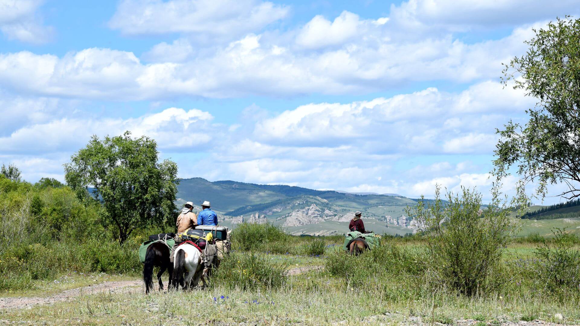 Horseriding Tour to Khagiin Khar Nuur(7 days) 19 Horsebackriding