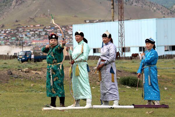 festival tours mongolia 122